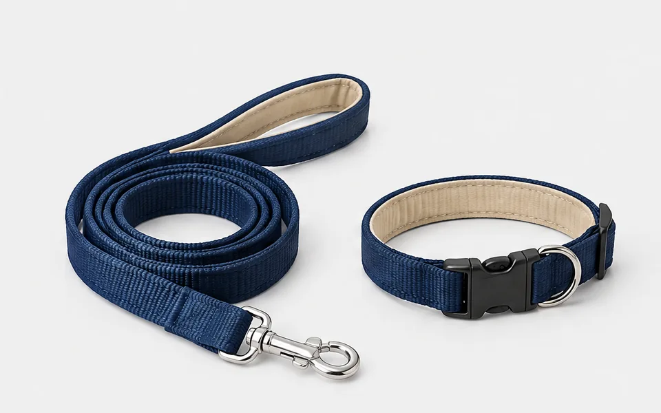 Pet Walking Leads, illustrative unbranded product